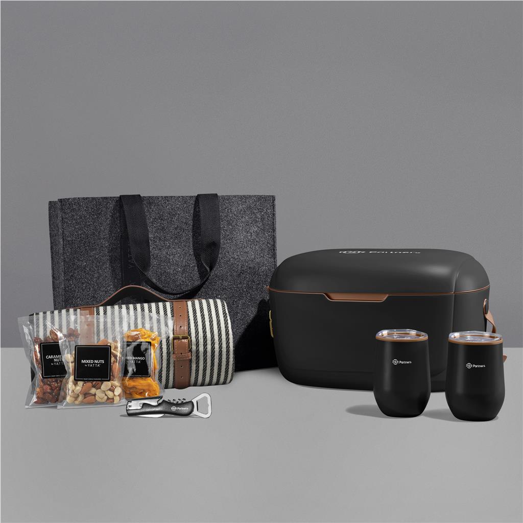 Yatta Chic Chill Hamper